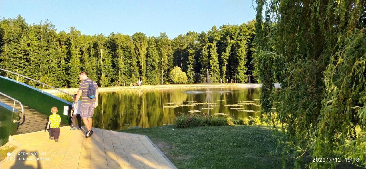 Bbbb Resort Apartman Zalakaros Bagian luar foto
